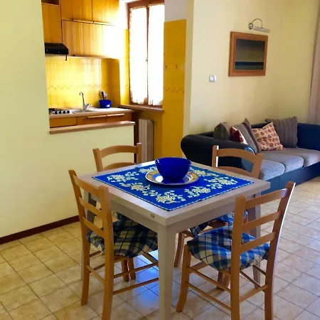 N210 - Numana, Trilocale Con Terrazzo A Due Passi Dal Mare Lägenhet